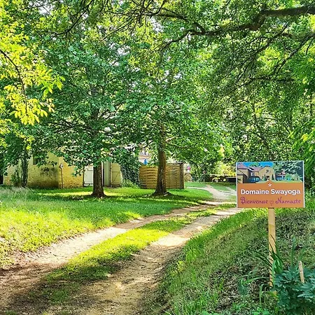 Domaine Swayoga Familiale De Charme Au Coeur De La Nature Pres De Sarlat Pour Quatre Personnes Penzion 3*
