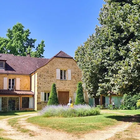 Domaine Swayoga Familiale De Charme Au Coeur De La Nature Pres De Sarlat Pour Quatre Personnes