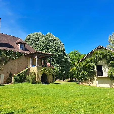 Domaine Swayoga Familiale De Charme Au Coeur De La Nature Pres De Sarlat Pour Quatre Personnes Saint-Vincent-le-Paluel
