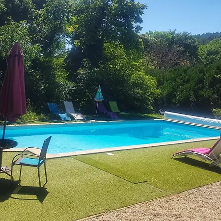 Domaine Swayoga Familiale De Charme Au Coeur De La Nature Pres De Sarlat Pour Quatre Personnes 3* Saint-Vincent-le-Paluel