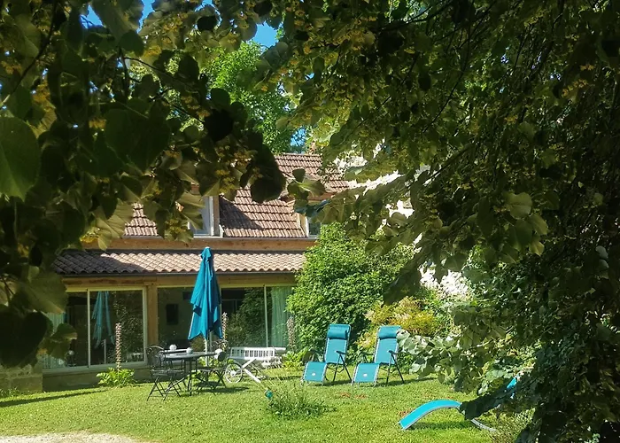 Domaine Swayoga Familiale De Charme Au Coeur De La Nature Pres De Sarlat Pour Quatre Personnes * Saint-Vincent-le-Paluel