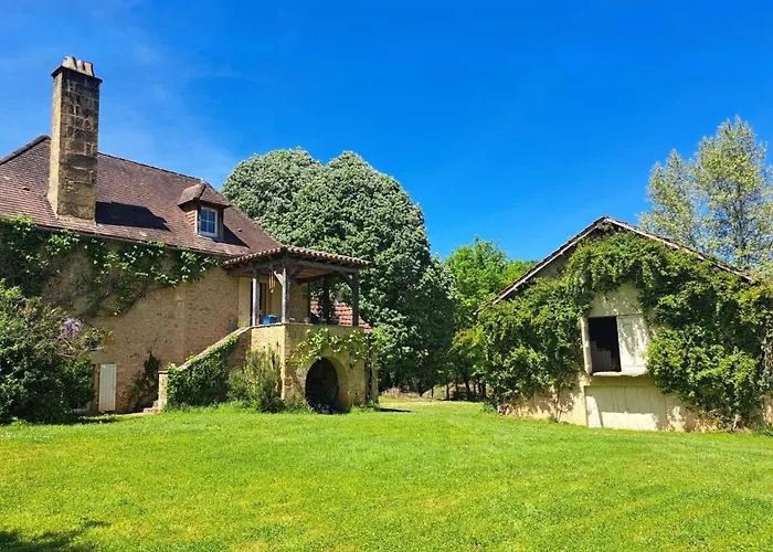 Domaine Swayoga Familiale De Charme Au Coeur De La Nature Pres De Sarlat Pour Quatre Personnes Saint-Vincent-le-Paluel
